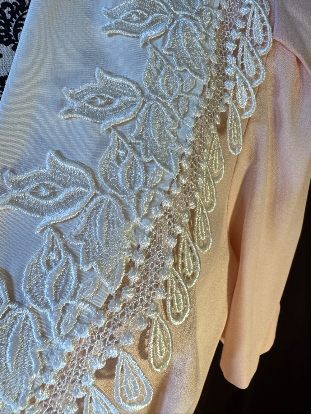 Vintage Pastel Pink Pearl Button Front Midi Dress, 1970s/ 1980s, size 12 - Picture 4 of 16